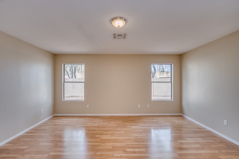 Photo 13 of 36 - 10732 E Arbor Ave, Mesa, AZ 85208