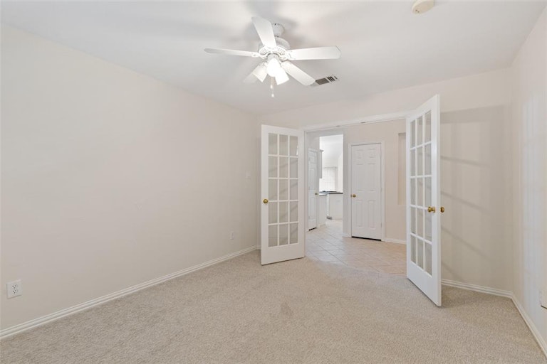 Photo 21 of 28 - 8904 Lakewood Dr, Irving, TX 75063