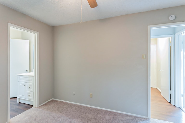 Photo 16 of 21 - 1907 Morningstar Trl, Richardson, TX 75081