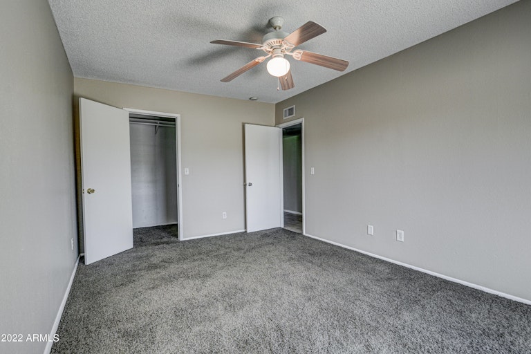 Photo 23 of 31 - 822 E Cochise Dr, Phoenix, AZ 85020