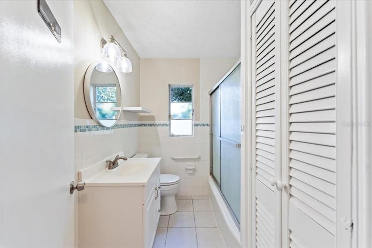 Photo 9 of 31 - 1206 Latta Ln, Orlando, FL 32804