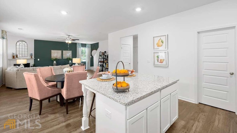 Photo 7 of 39 - 390 Faulkner St #173, Stockbridge, GA 30281