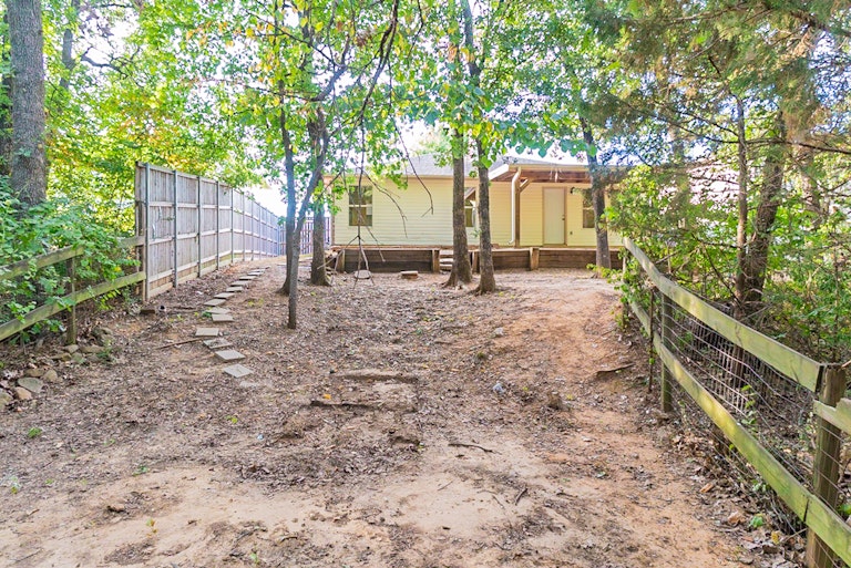 Photo 32 of 34 - 7813 Shoal Bnd, Denton, TX 76210