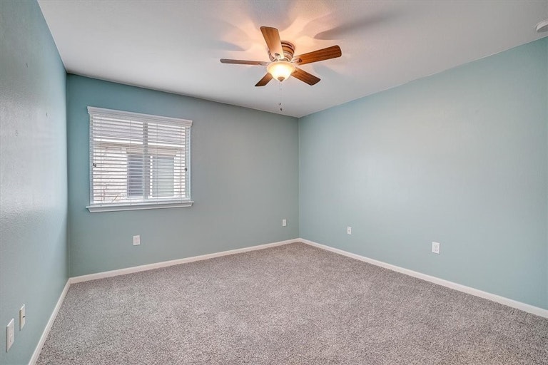 Photo 19 of 40 - 212 Mossberg Ln, Bastrop, TX 78602
