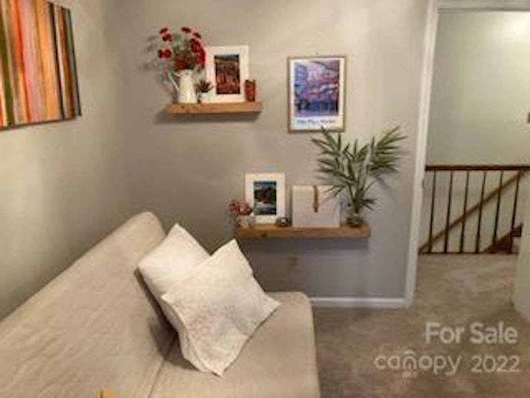Photo 15 of 26 - 2801 Allenton Trails Ln, Charlotte, NC 28212