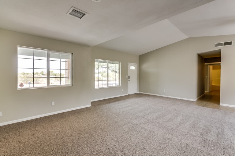 Photo 13 of 25 - 8619 S 14th St, Phoenix, AZ 85042