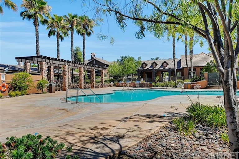 Photo 24 of 26 - 19326 Opal Ln #326, Santa Clarita, CA 91350