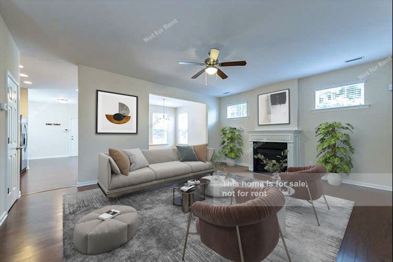Photo 2 of 25 - 1024 Ileagnes Rd, Raleigh, NC 27603