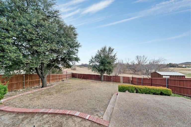 Photo 34 of 37 - 5301 Royal Birkdale Dr, Fort Worth, TX 76135