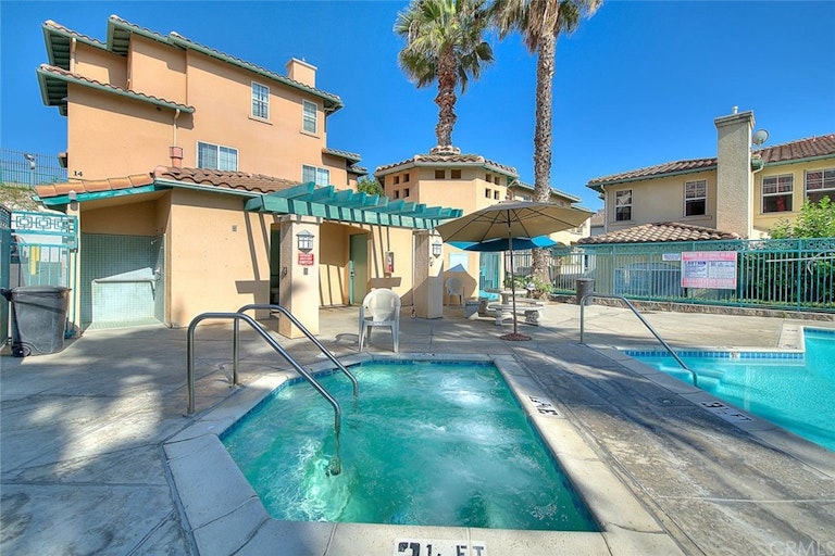 Photo 7 of 57 - 3711 Baldwin St #708, Los Angeles, CA 90031