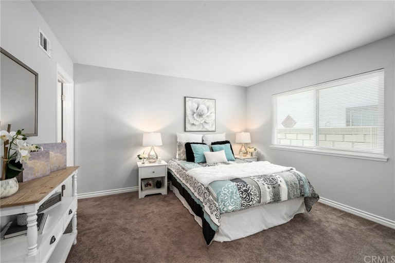 Photo 30 of 36 - 331 Monterey Cir, Placentia, CA 92870