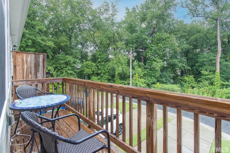 Photo 18 of 30 - 3700 Buffaloe Rd, Raleigh, NC 27604