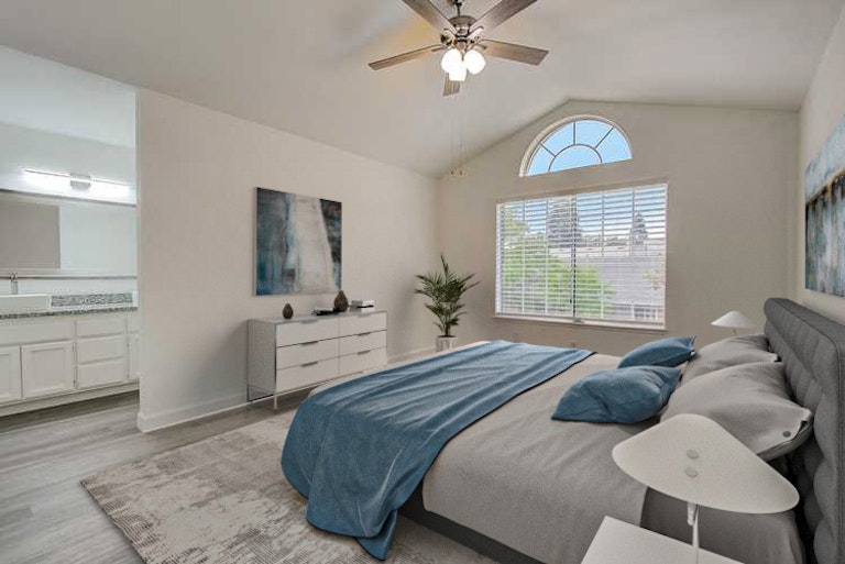 Photo 3 of 35 - 4052 Tawny Meadow Way, Antelope, CA 95843