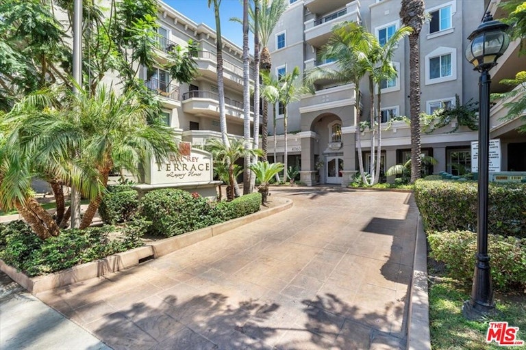 Photo 20 of 20 - 4060 Glencoe Ave #308, Marina Del Rey, CA 90292