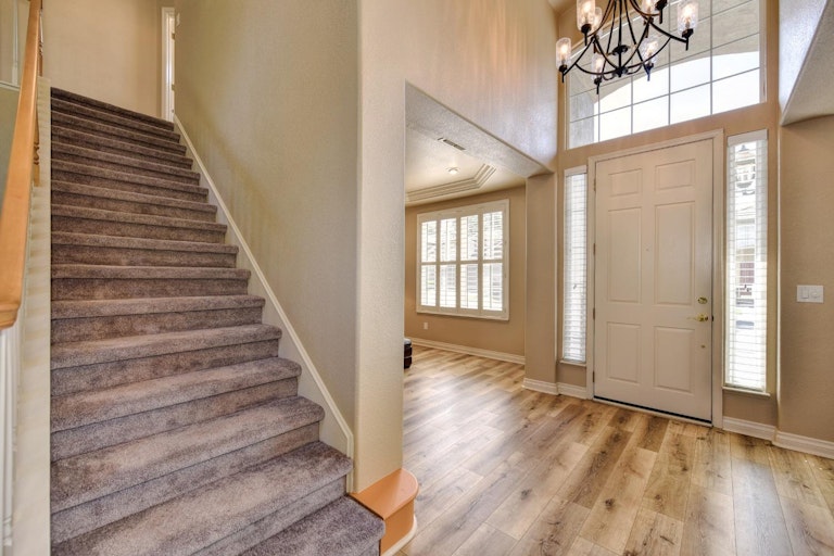 Photo 23 of 42 - 12017 Gold Pointe Ln, Gold River, CA 95670