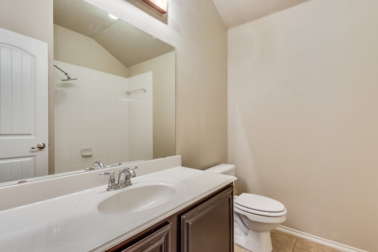 Photo 19 of 25 - 1308 Land Oak Rd, Royse City, TX 75189