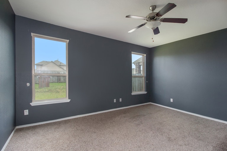 Photo 13 of 17 - 23726 San Barria Dr, Katy, TX 77493