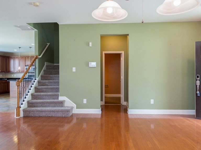 Photo 6 of 32 - 624 Conover Rd, Durham, NC 27703