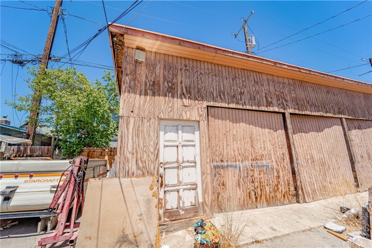 Photo 17 of 18 - 137 E Avenue 43, Los Angeles, CA 90031