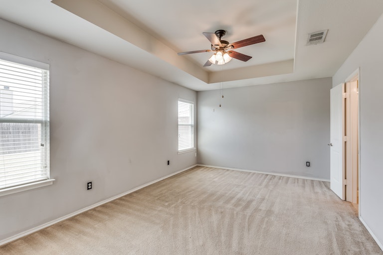 Photo 14 of 28 - 809 Acacia Dr, Anna, TX 75409