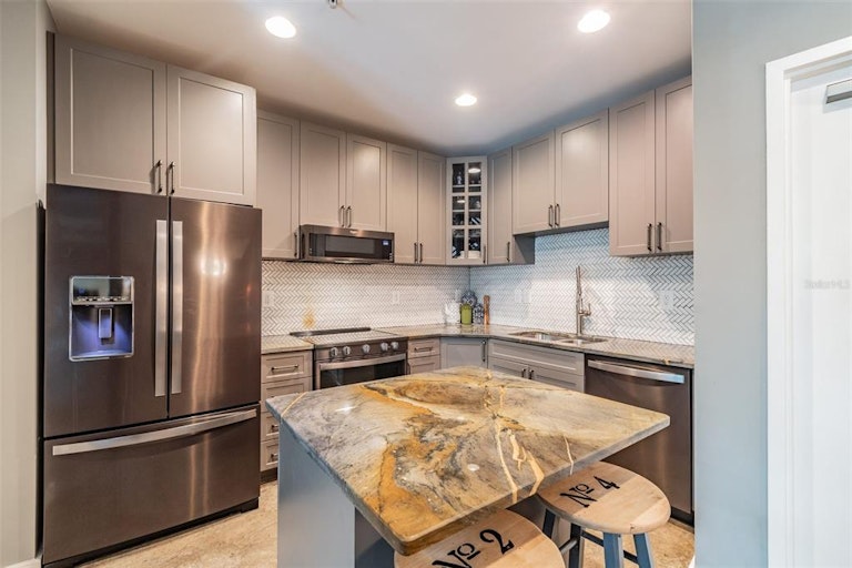 Photo 14 of 35 - 5008 S MacDill Ave #4, Tampa, FL 33611