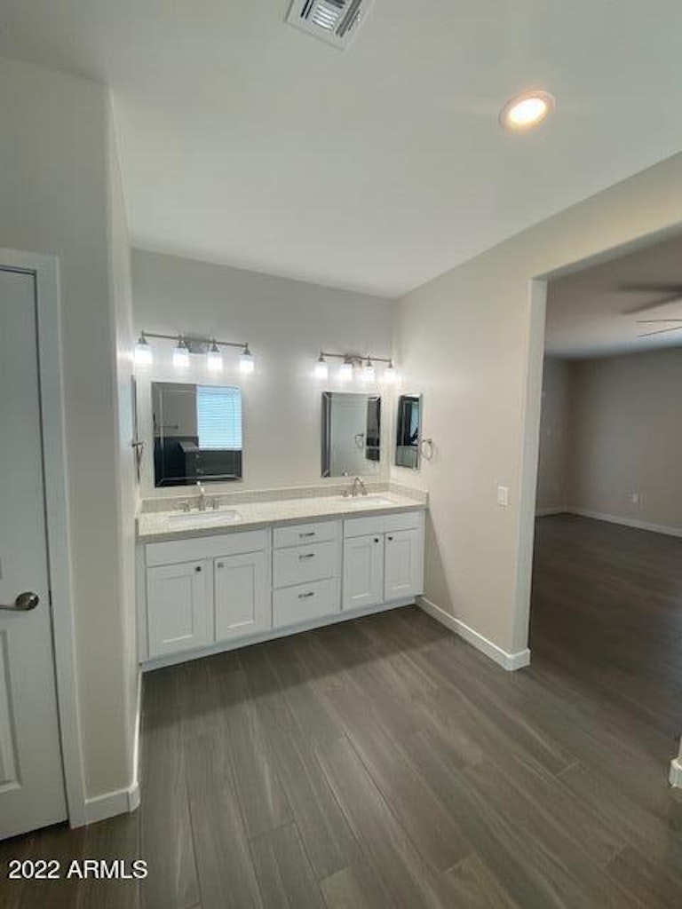 Photo 14 of 27 - 10120 W Appaloosa Trl, Casa Grande, AZ 85194