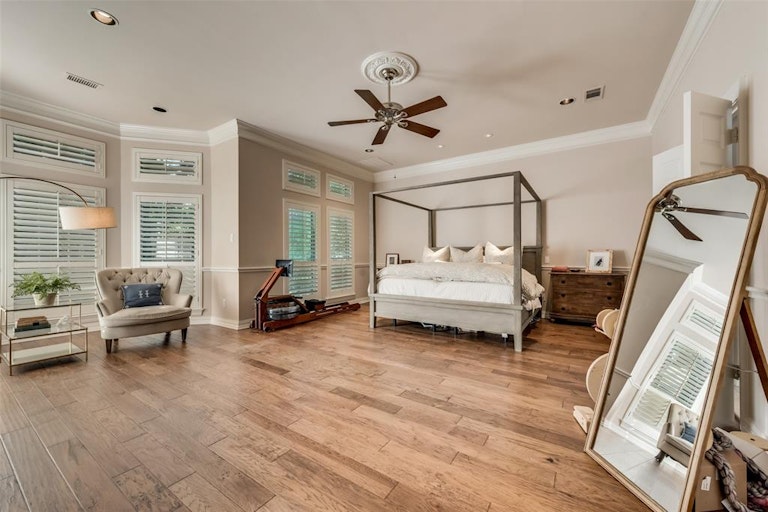 Photo 17 of 37 - 1605 Mariah Bay Cir, Rockwall, TX 75032