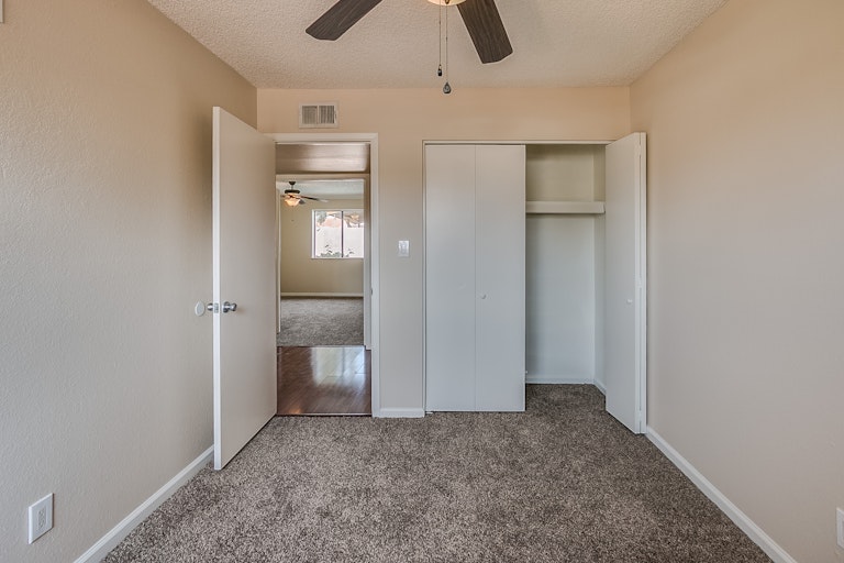 Photo 23 of 31 - 2734 W Charleston Ave, Phoenix, AZ 85053
