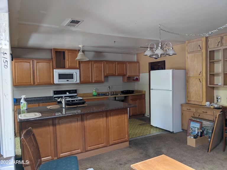 Photo 7 of 33 - 445 N Temple St, Mesa, AZ 85203