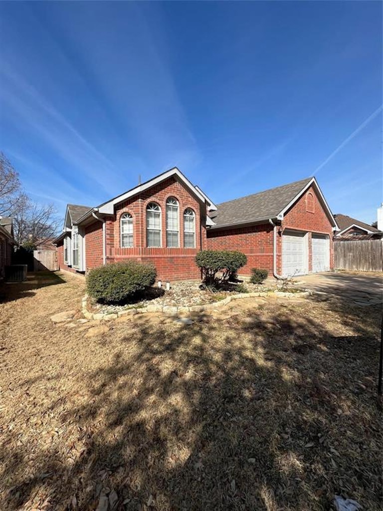 Photo 12 of 12 - 4700 Great Divide Dr, Fort Worth, TX 76137