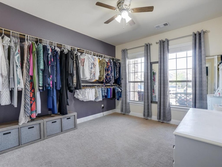 Photo 18 of 40 - 1412 9th St, Argyle, TX 76226
