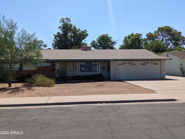 Photo 2 of 33 - 445 N Temple St, Mesa, AZ 85203