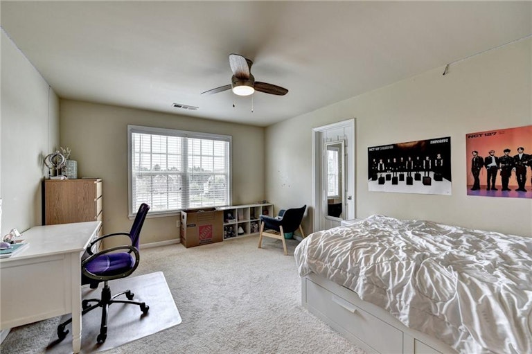 Photo 34 of 38 - 342 Rutlidge Park Ln, Suwanee, GA 30024
