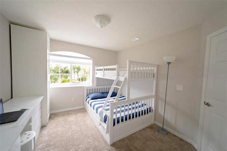 Photo 17 of 53 - 11505 Dancing River Dr, Venice, FL 34292