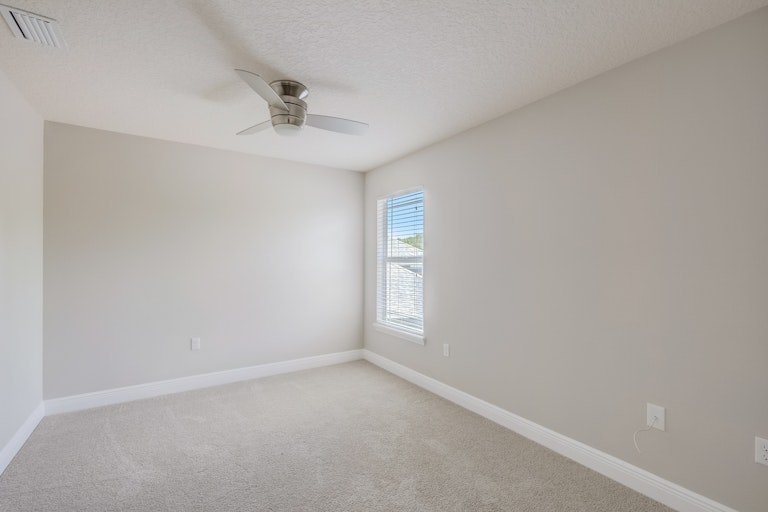 Photo 33 of 37 - 3204 Needlegrass Ln, Harmony, FL 34773