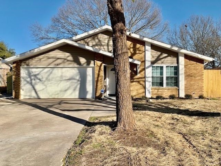 Photo 1 of 25 - 1718 Highgate Dr, Duncanville, TX 75137