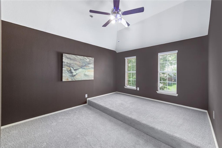 Photo 29 of 40 - 3115 Reagenea Dr, Wylie, TX 75098
