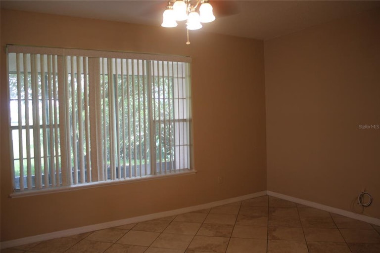 Photo 4 of 19 - 2806 Eagle Eye Ct, Kissimmee, FL 34746