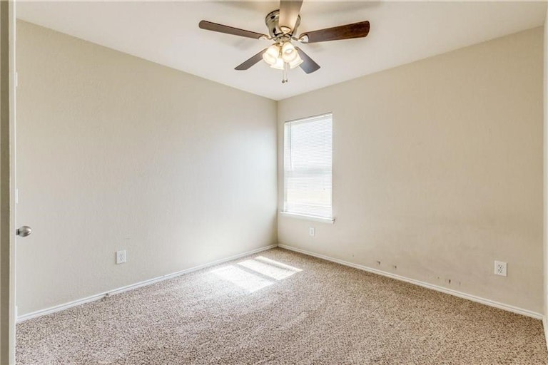 Photo 24 of 33 - 10045 Pronghorn Ln, Fort Worth, TX 76108