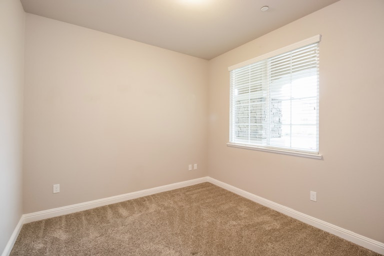 Photo 18 of 25 - 2768 Poppintree Ln, Lincoln, CA 95648