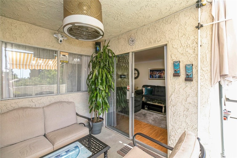 Photo 36 of 48 - 1339 N Columbus Ave, Glendale, CA 91202