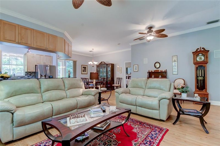 Photo 8 of 58 - 16104 Craigend Pl, Odessa, FL 33556