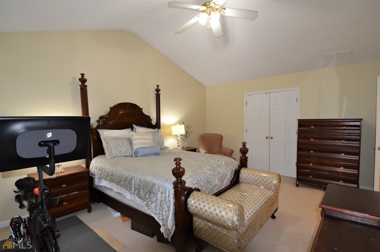 Photo 24 of 55 - 3404 Spindletop Dr NW, Kennesaw, GA 30144