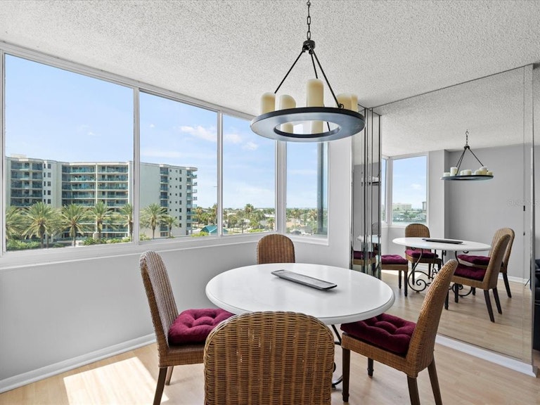 Photo 14 of 60 - 660 Island Way #502, Clearwater Beach, FL 33767