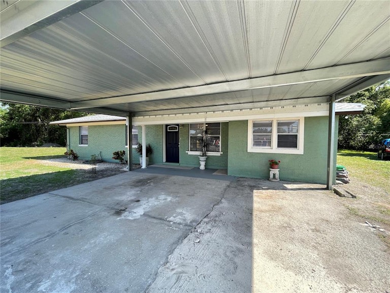Photo 2 of 30 - 1107 31st Street Ct E, Palmetto, FL 34221