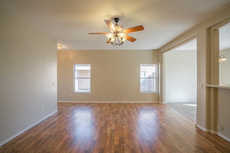 Photo 8 of 24 - 15343 W Port Au Prince Ln, Surprise, AZ 85379