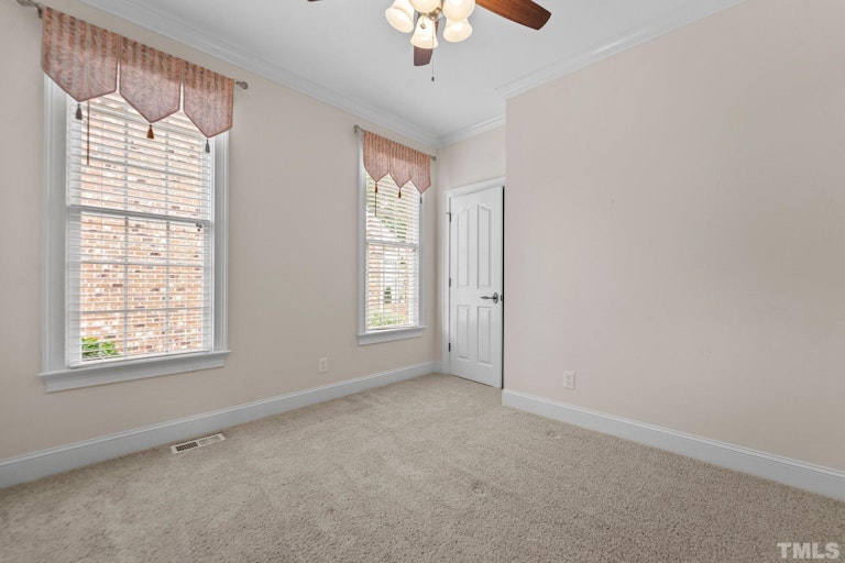 Photo 15 of 30 - 631 E Lakota Dr, Fuquay Varina, NC 27526