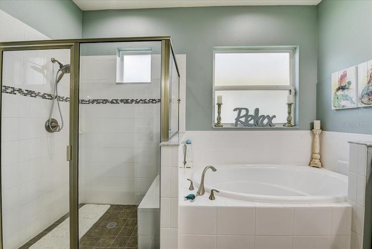 Photo 20 of 64 - 511 Winterside Dr, Apollo Beach, FL 33572