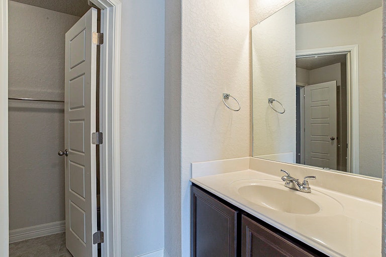 Photo 24 of 25 - 9802 Rousseau, San Antonio, TX 78245