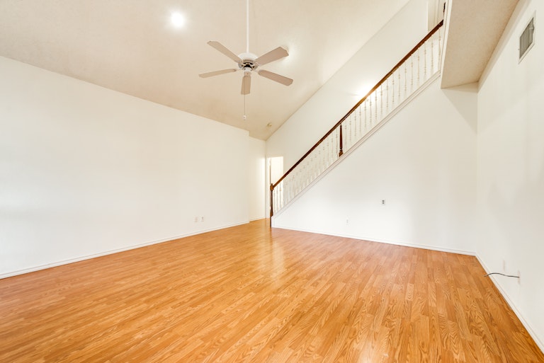 Photo 15 of 28 - 2216 Meadowstone Dr, Carrollton, TX 75006